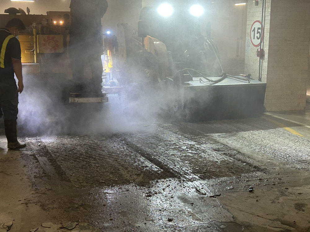 蘆洲社區地下室Epoxy刨除/瀝青鋪設/熱拌標線/車輪擋/減速墊安裝/機車格鐵板安裝