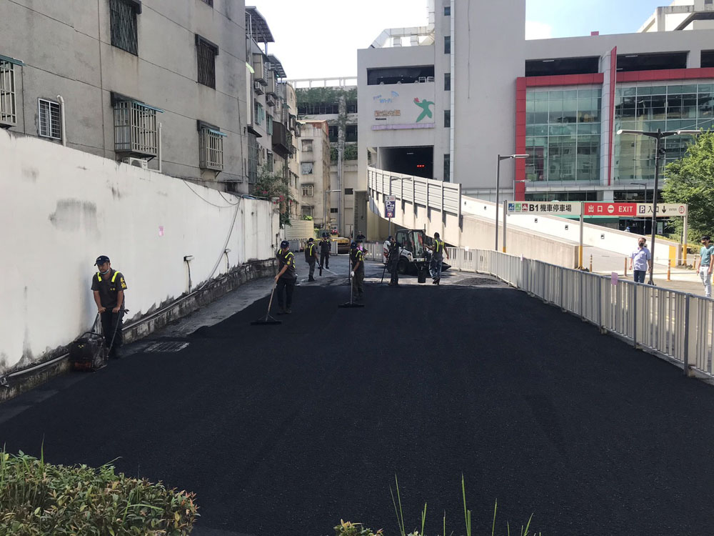 板橋愛買柏油鋪設工程
