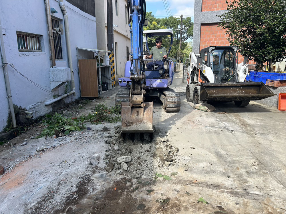 桃園大溪教養院路基改善/廢棄物拆除清運/瀝青鋪設